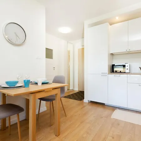 公寓 In Northern By Renters *